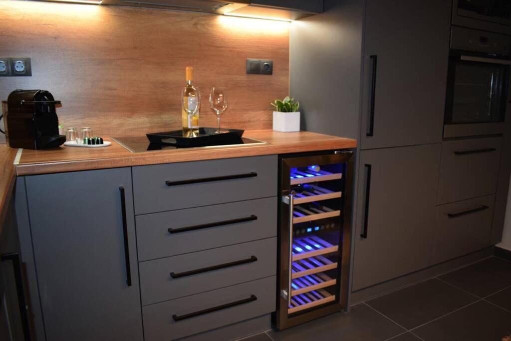 Ockto Luxurious Business Travel Apartment Athens Exterior photo